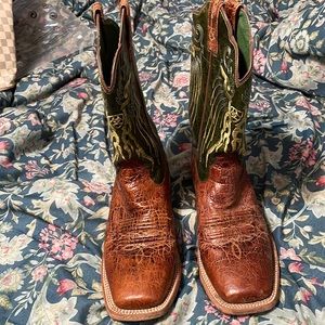 Ariat mens boots likely used.